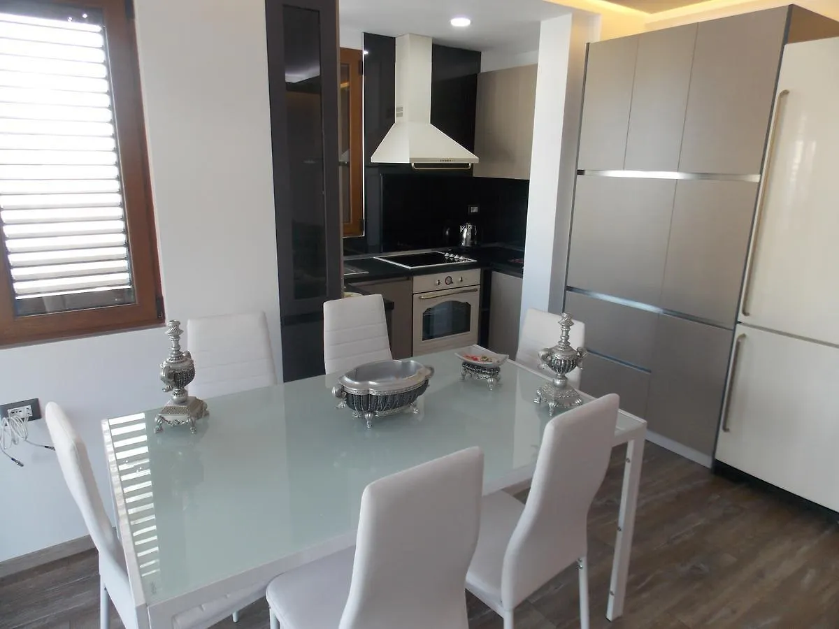 Villa Alfred Sarande