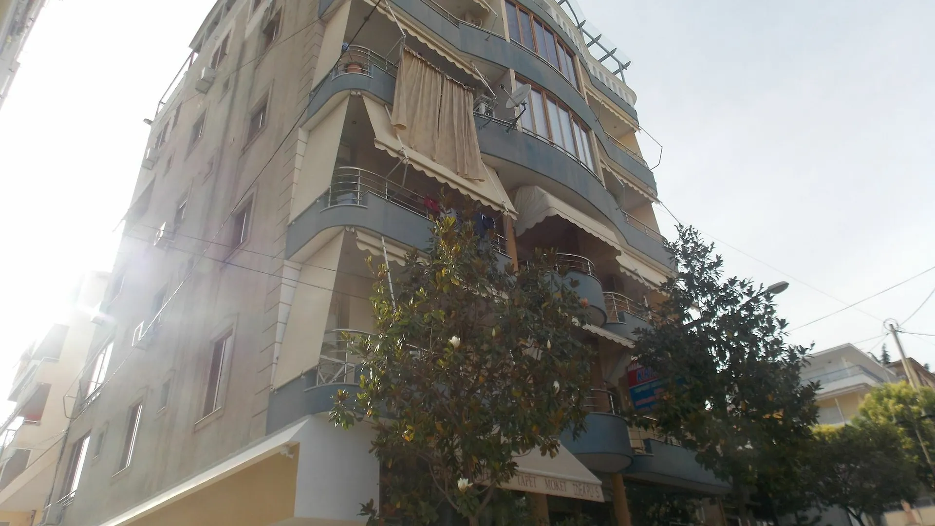 Villa Alfred Sarande Apartment